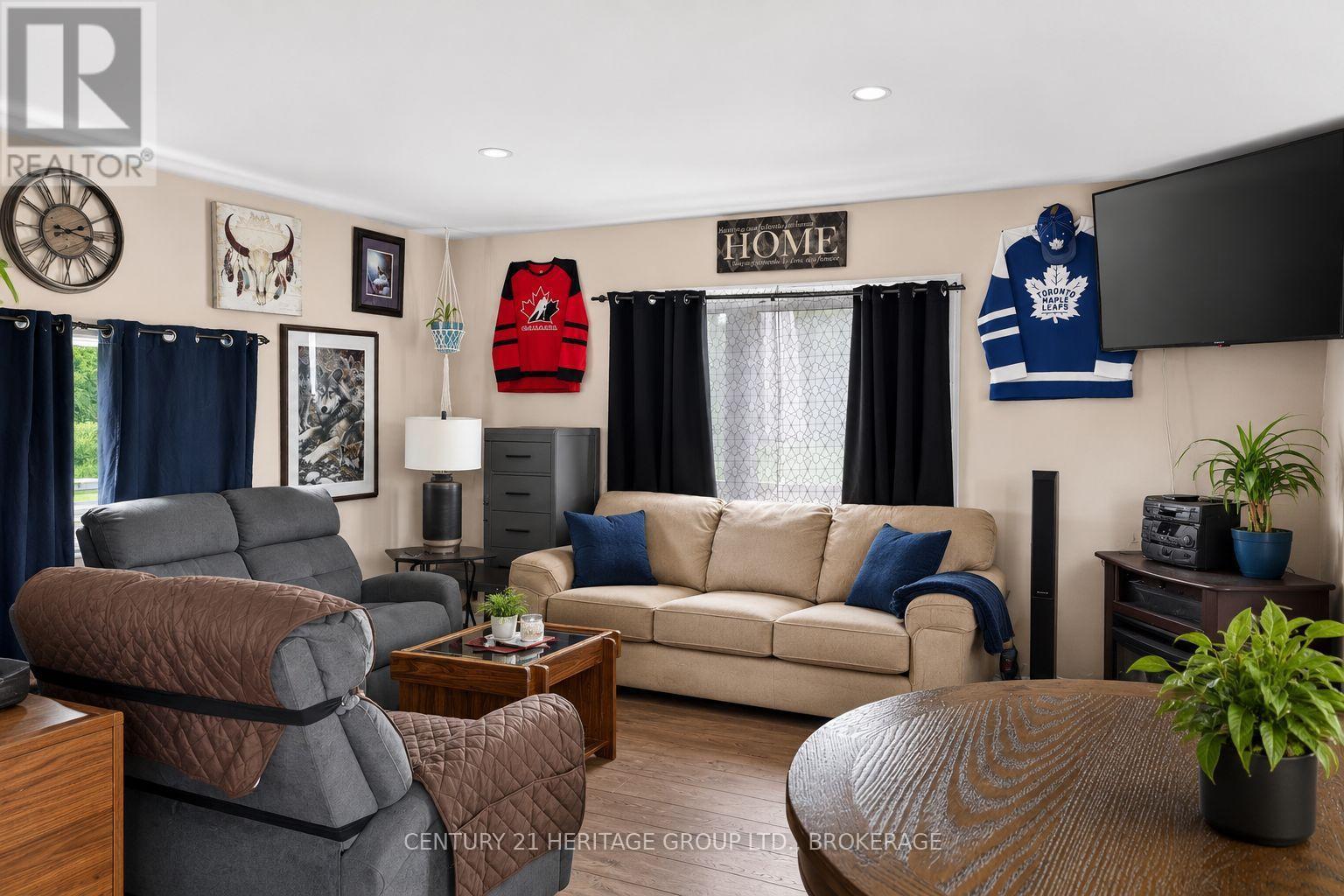 7 PATTERSON ROAD - 13