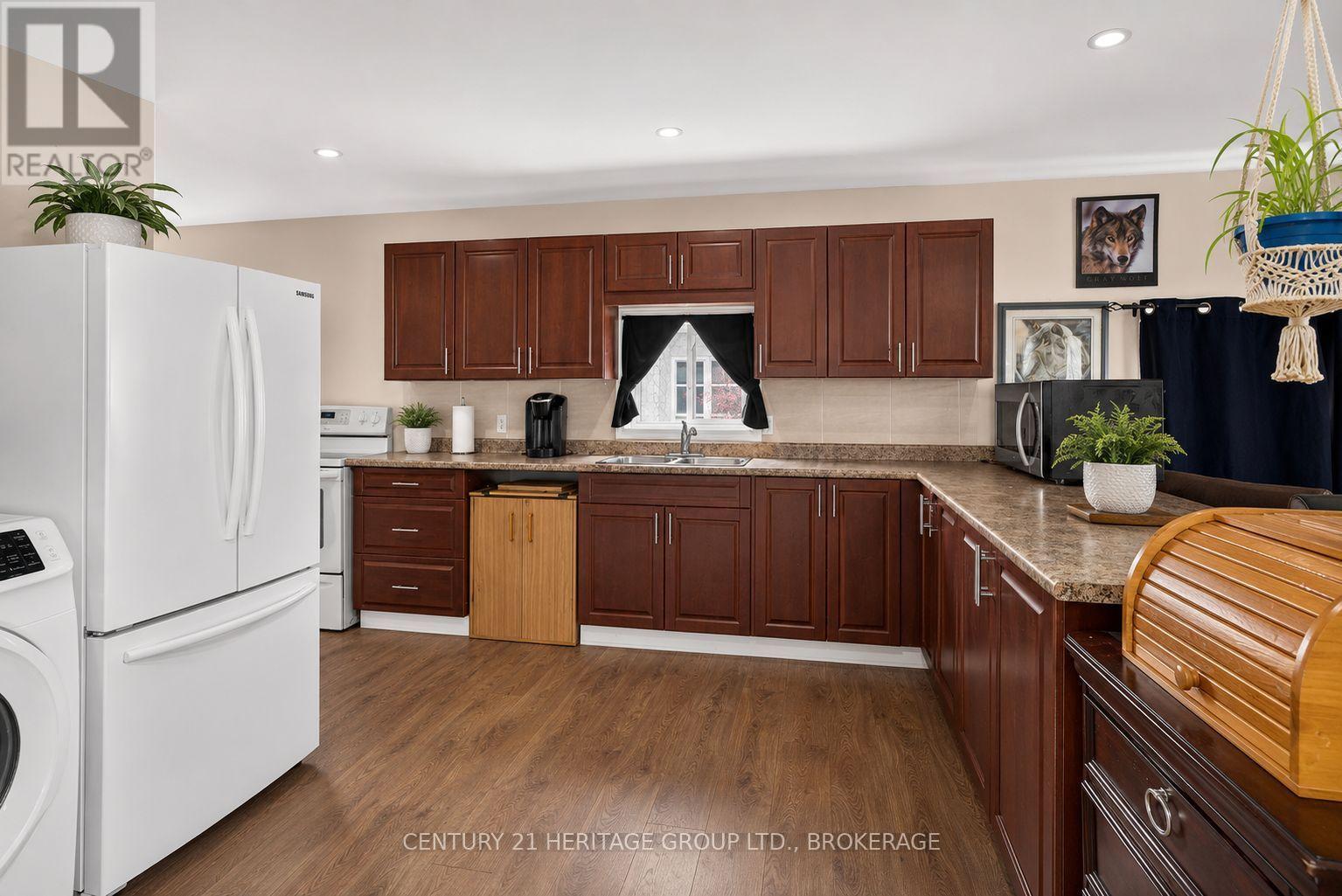 7 PATTERSON ROAD - 8