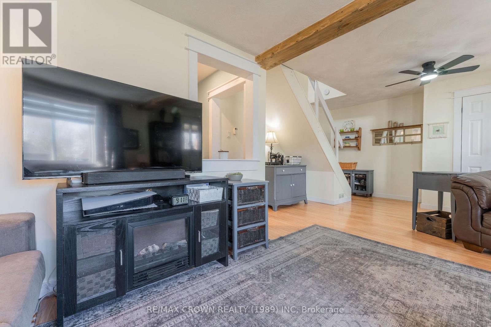 33 DOMINION AVENUE - 10