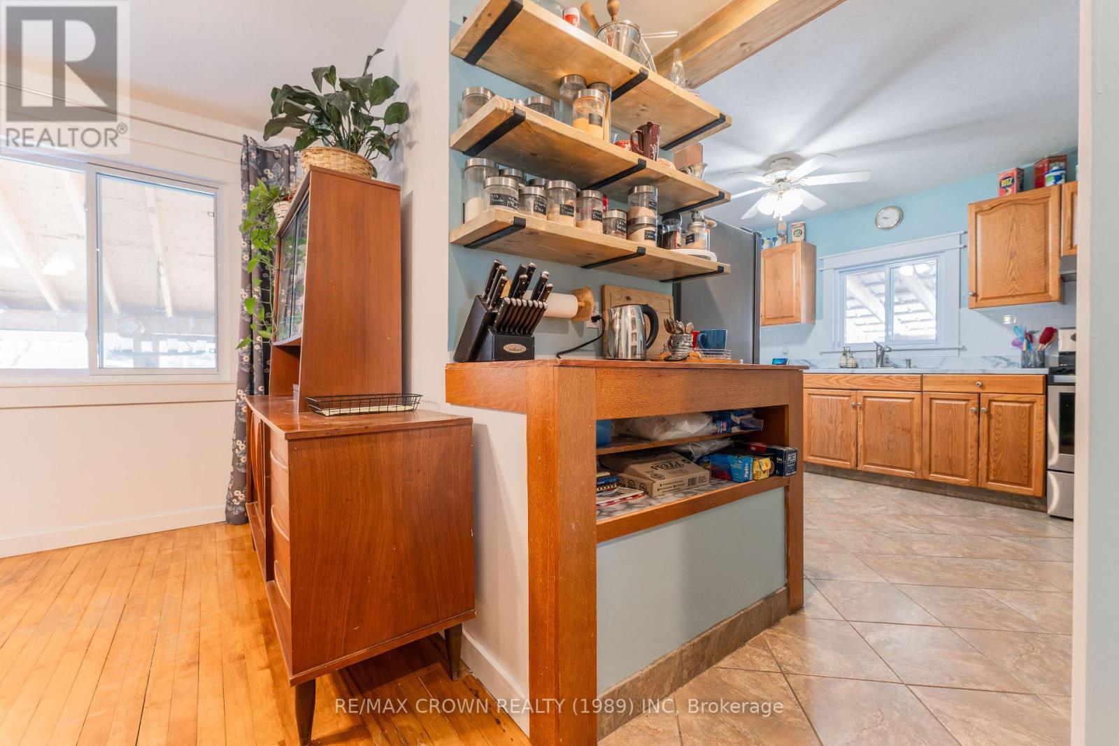 33 DOMINION AVENUE - 14