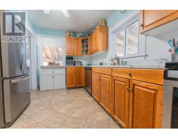33 Dominion Avenue, Kapuskasing, ON P5N1N9 Photo 17