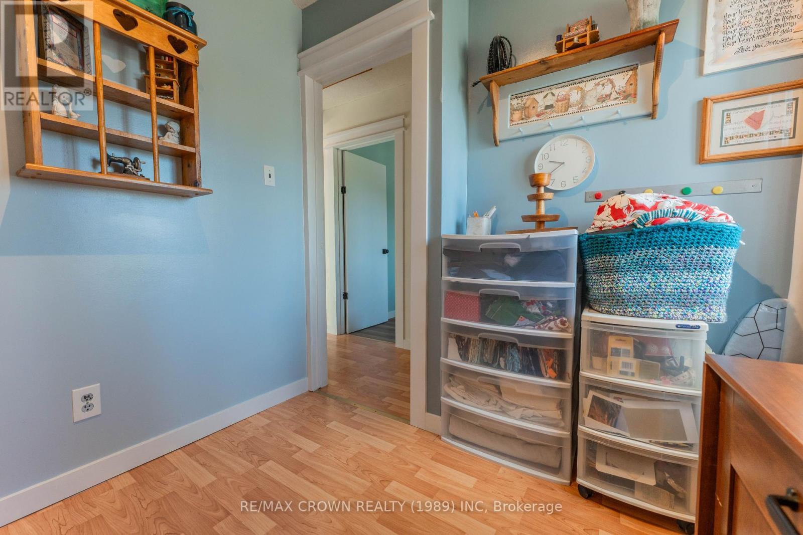 33 DOMINION AVENUE - 28