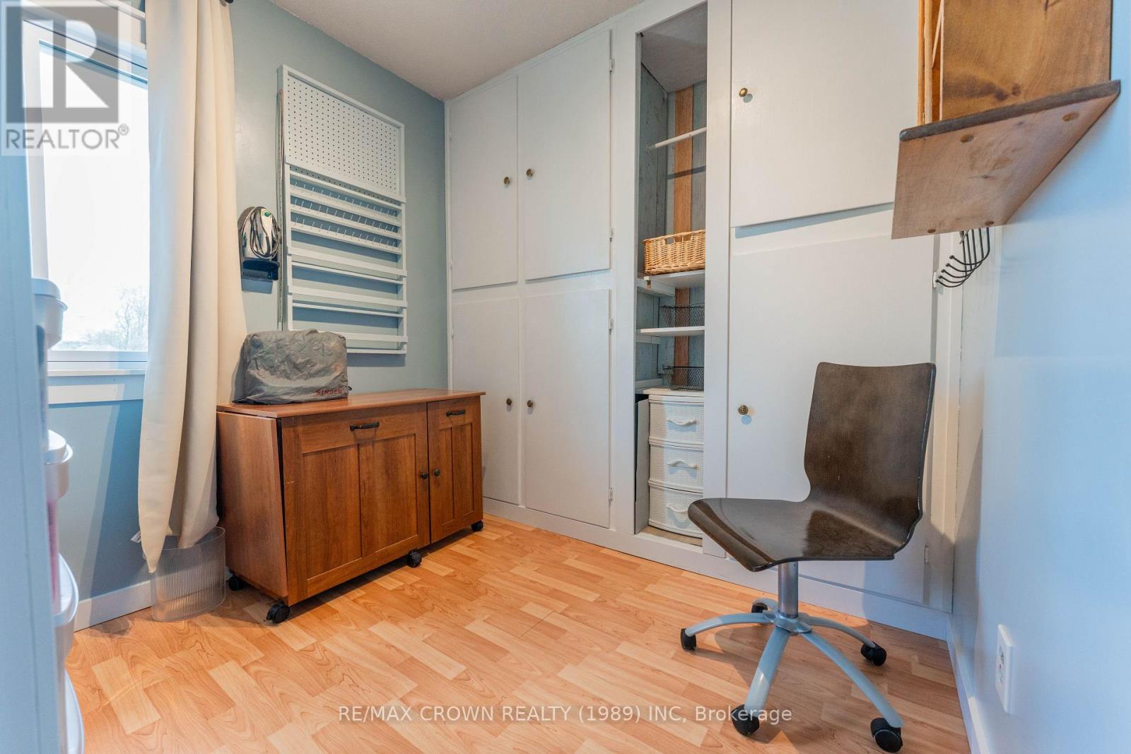 33 DOMINION AVENUE - 27