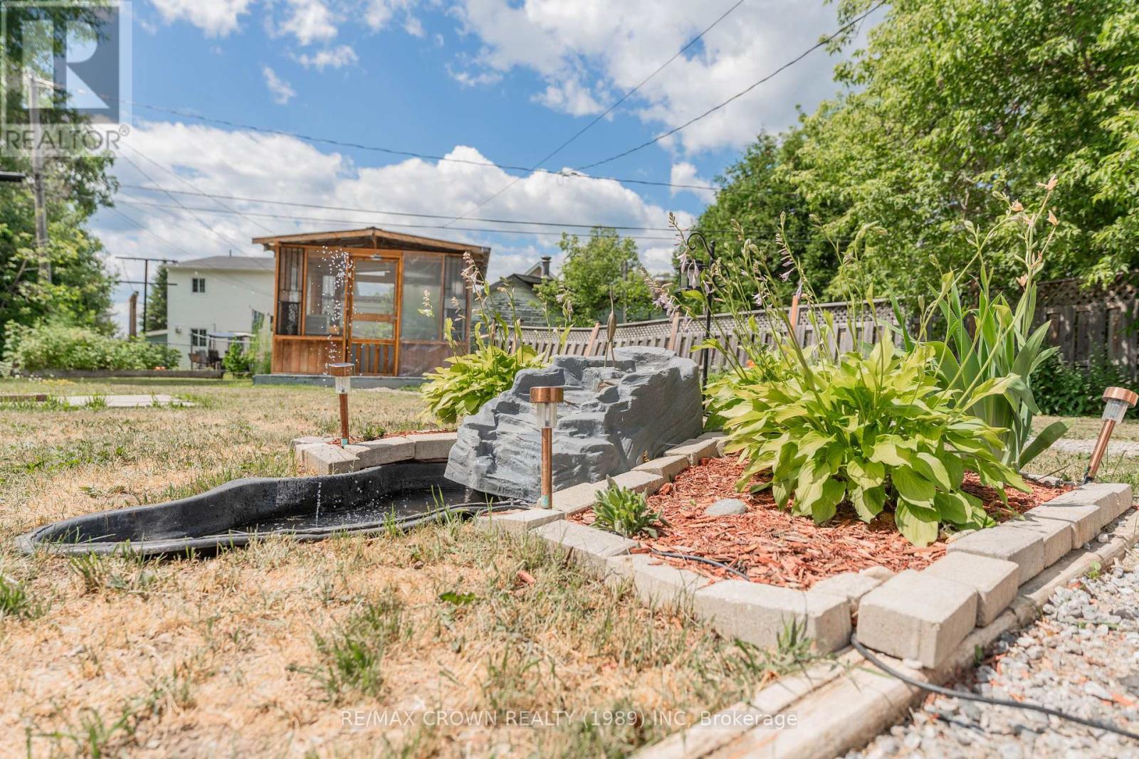 33 DOMINION AVENUE - 47