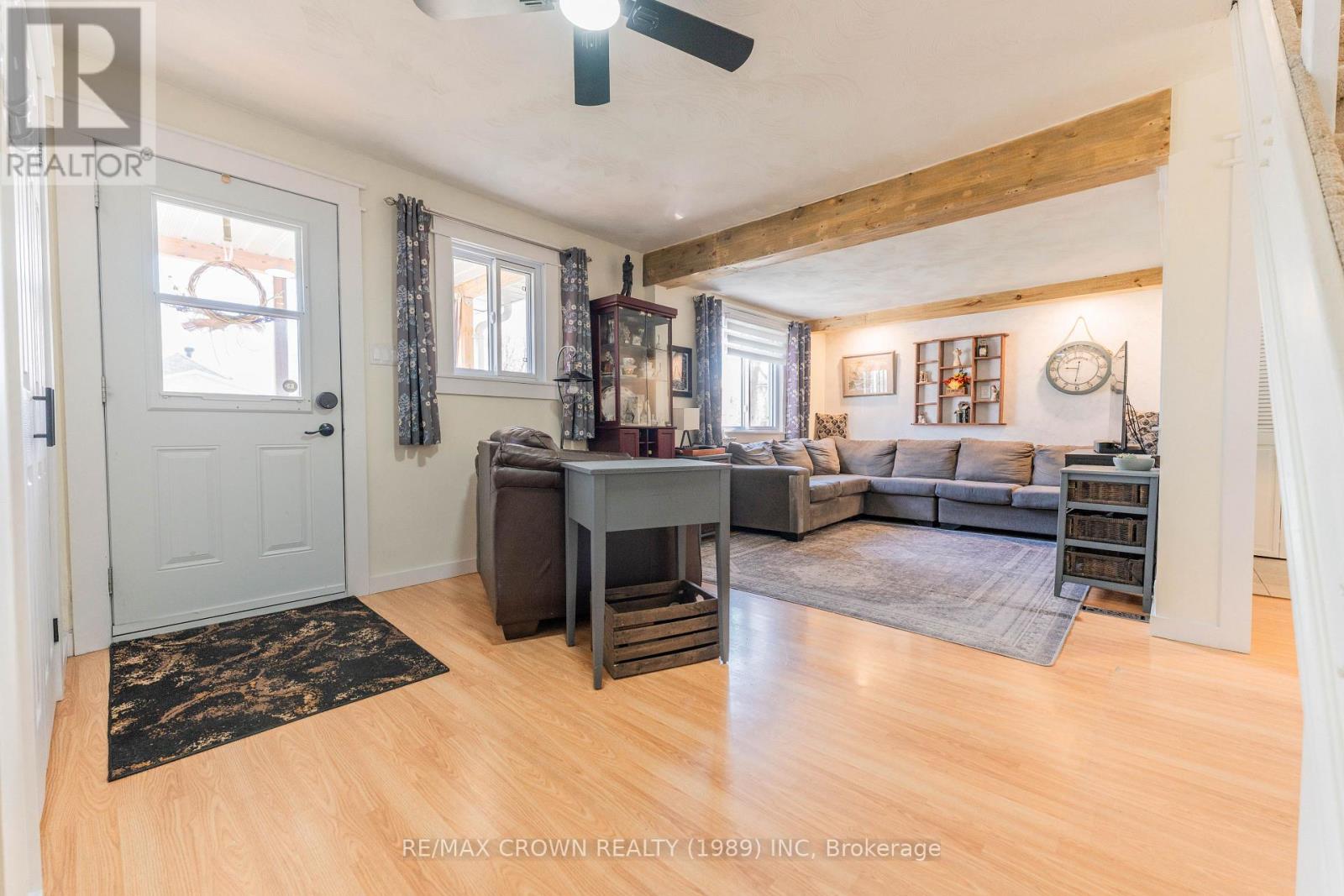 33 DOMINION AVENUE - 7