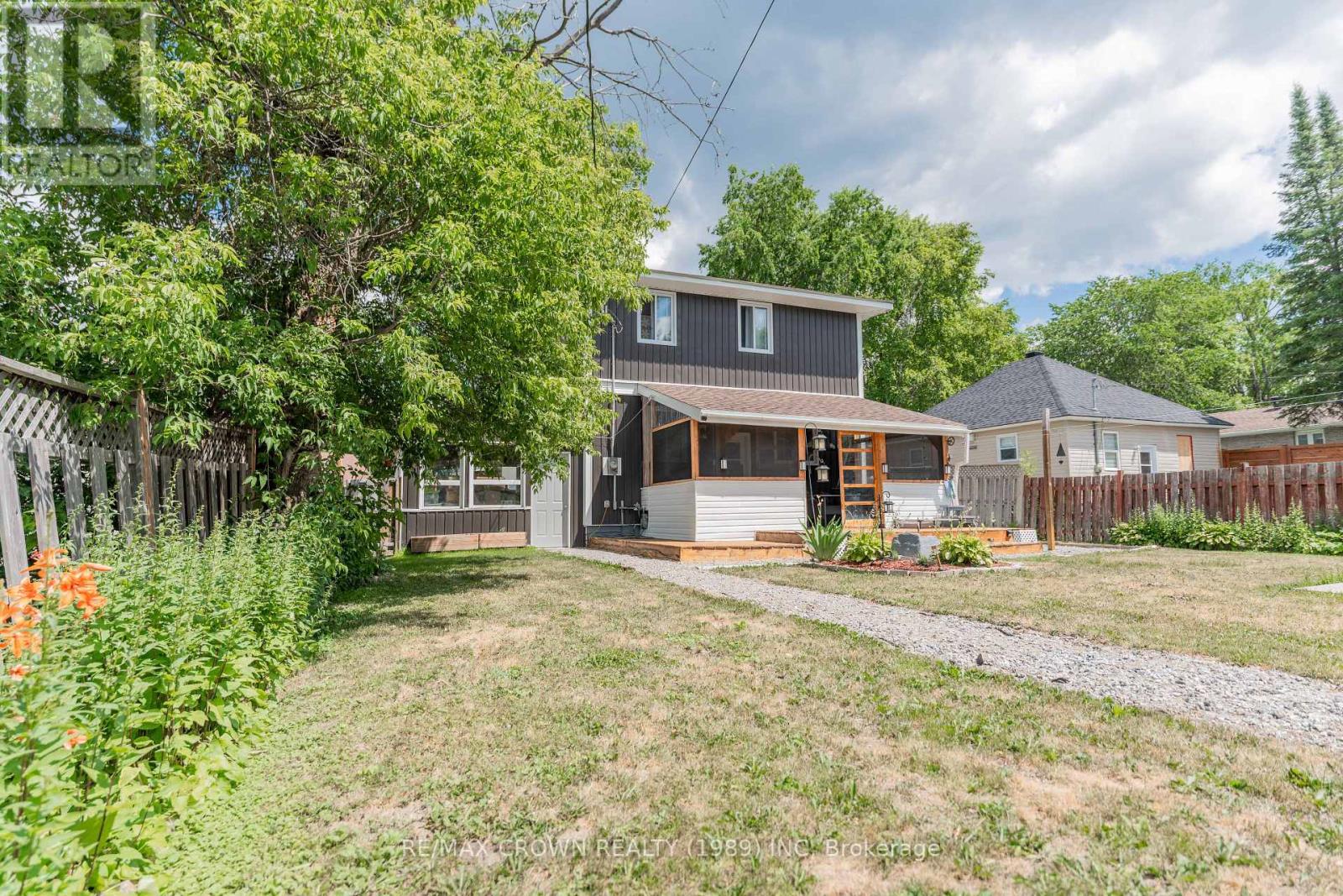 33 DOMINION AVENUE - 50
