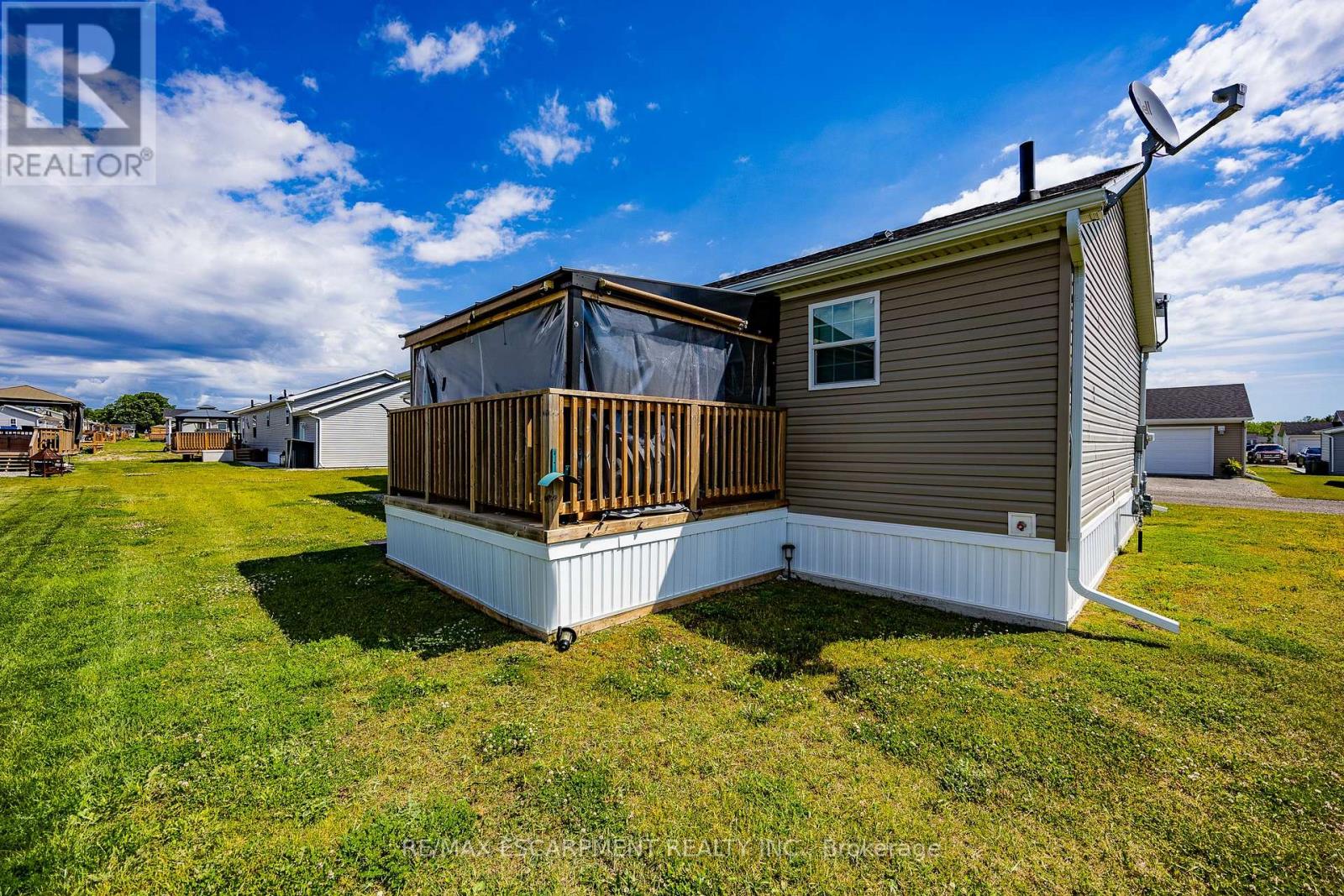 11 HICKORY HOLLOW - Image 4