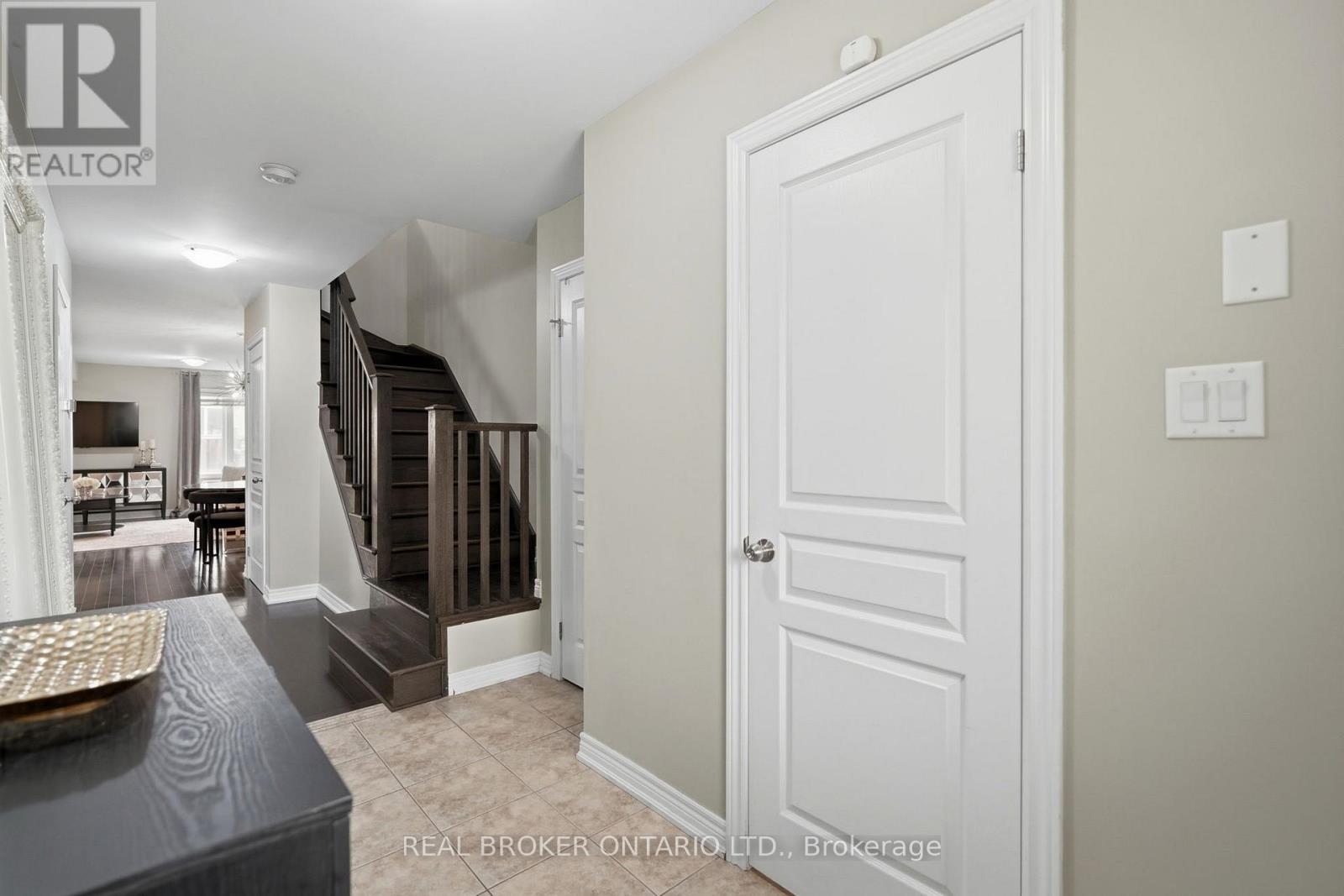 29 WATERBRIDGE STREET - Image 8