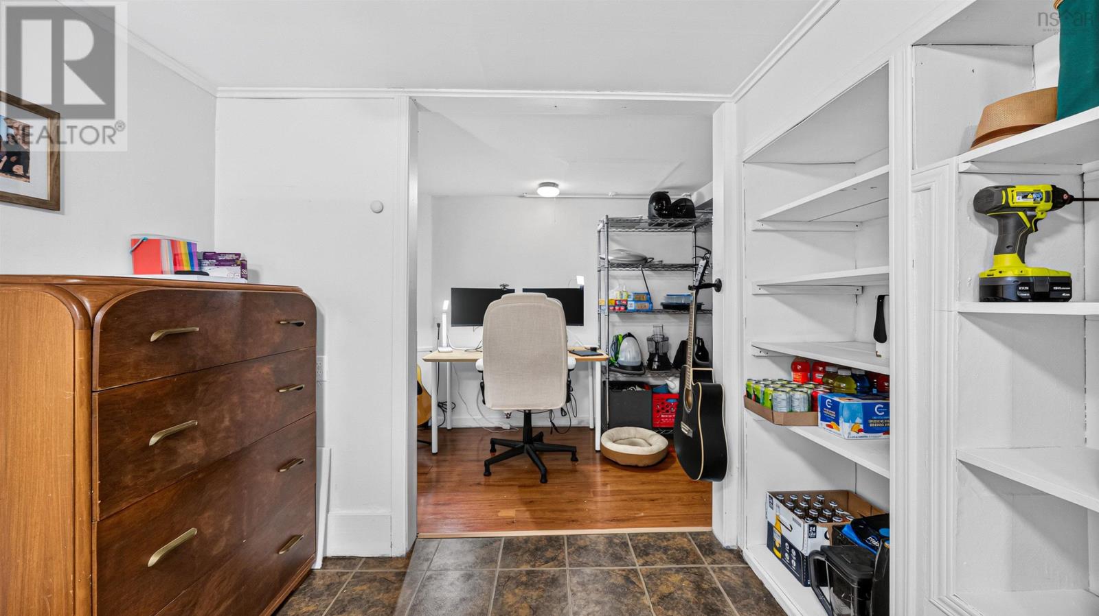 35 Thistle Street - 34