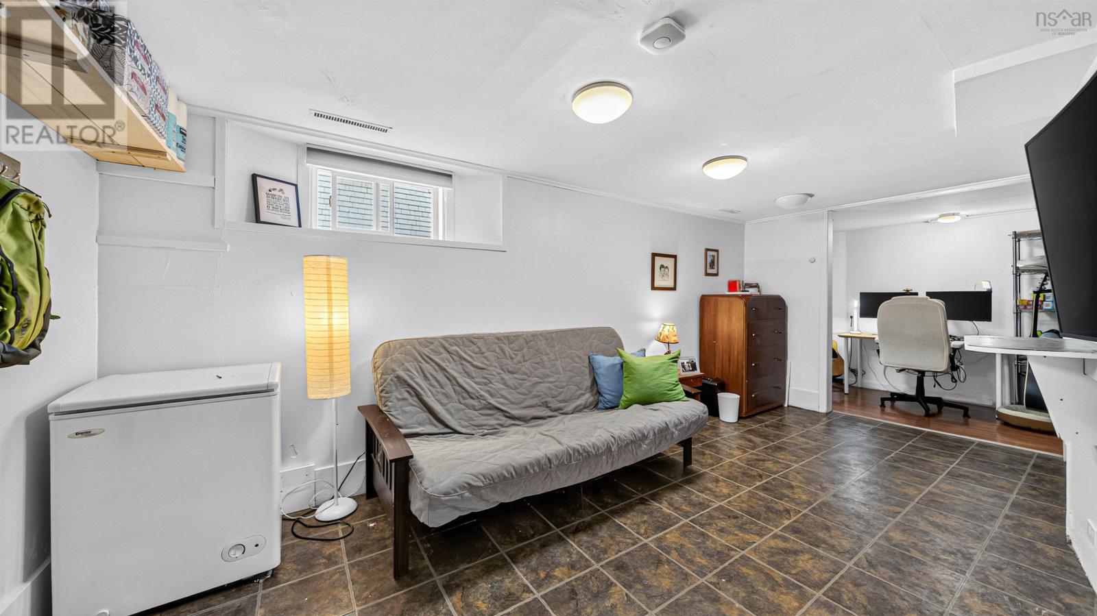 35 Thistle Street - 33