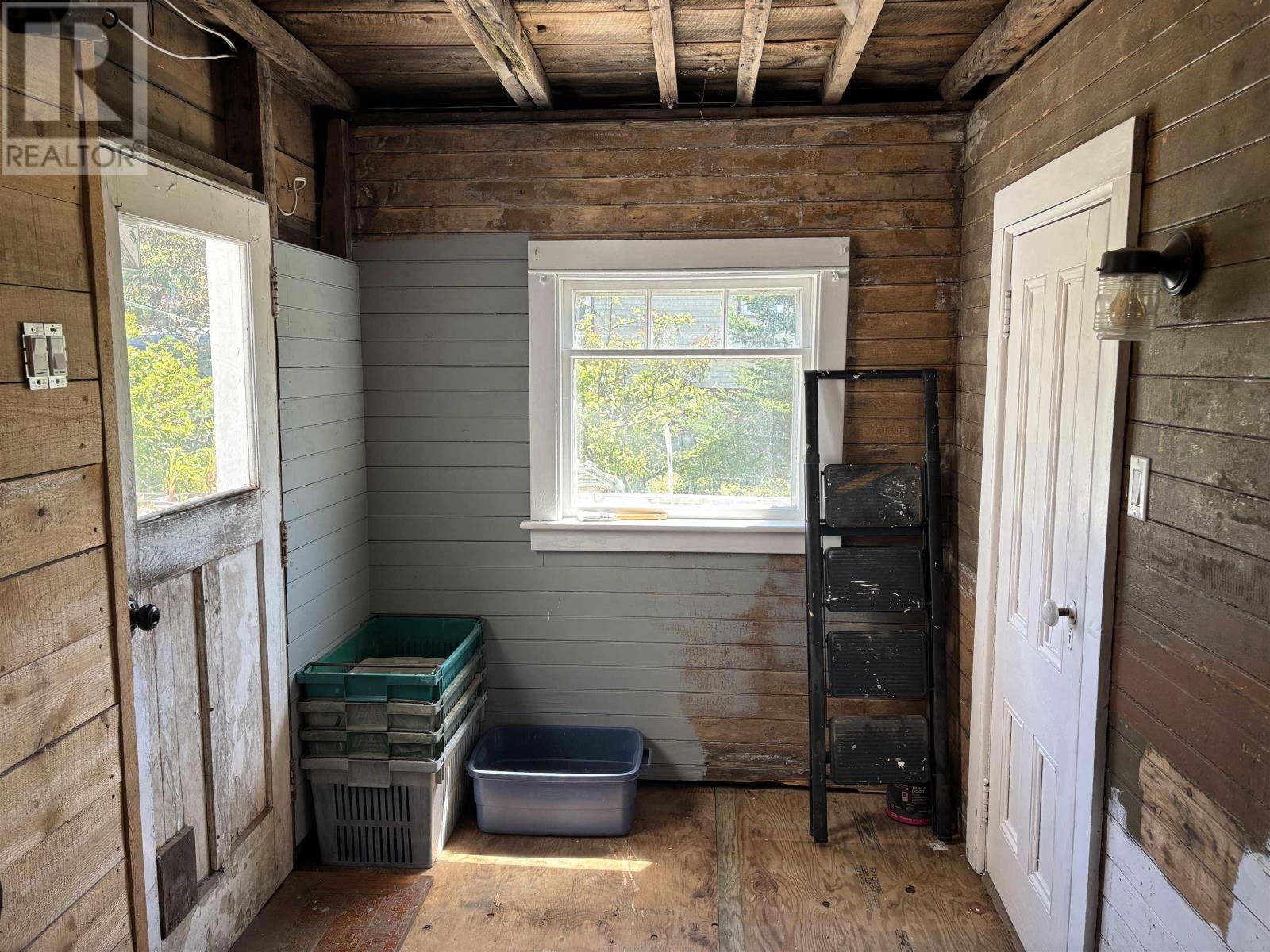 3303 Highway 217 - 18