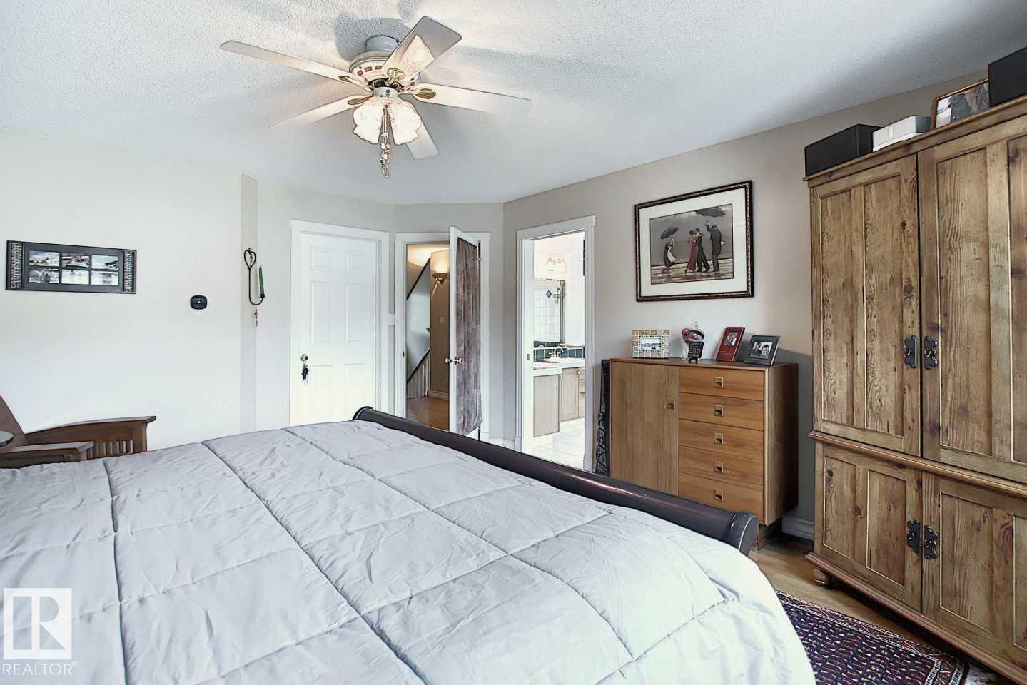 11126 52 ST NW - 27