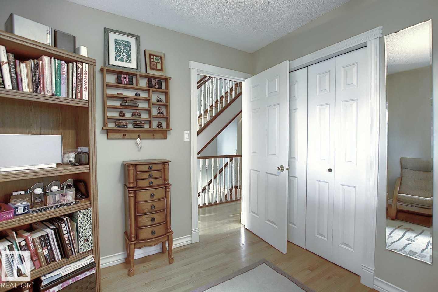 11126 52 ST NW - 34