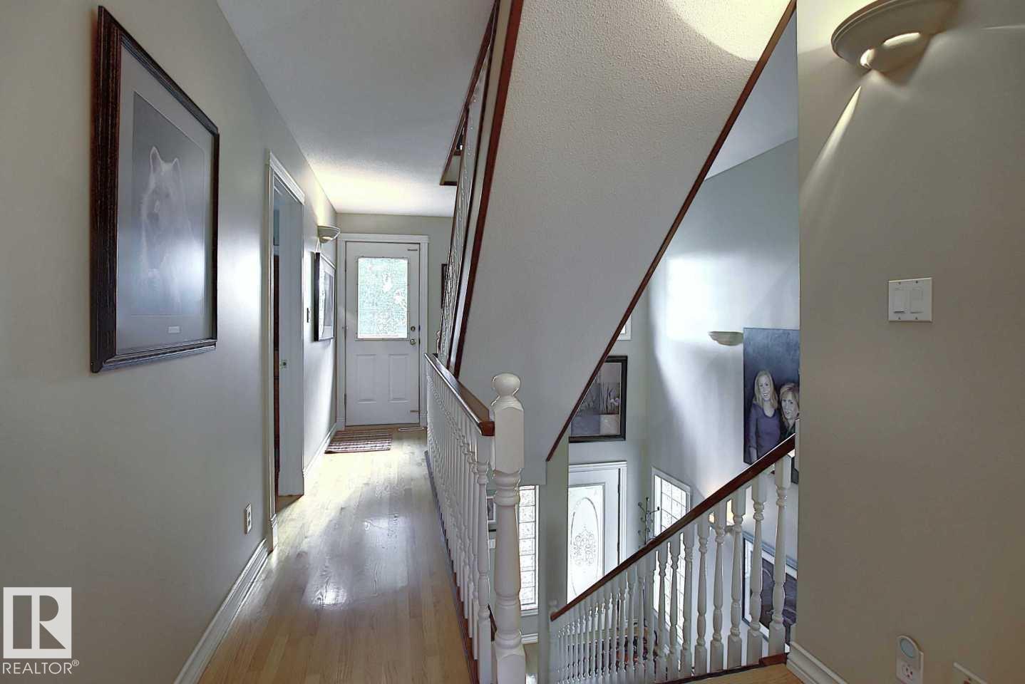 11126 52 ST NW - 38