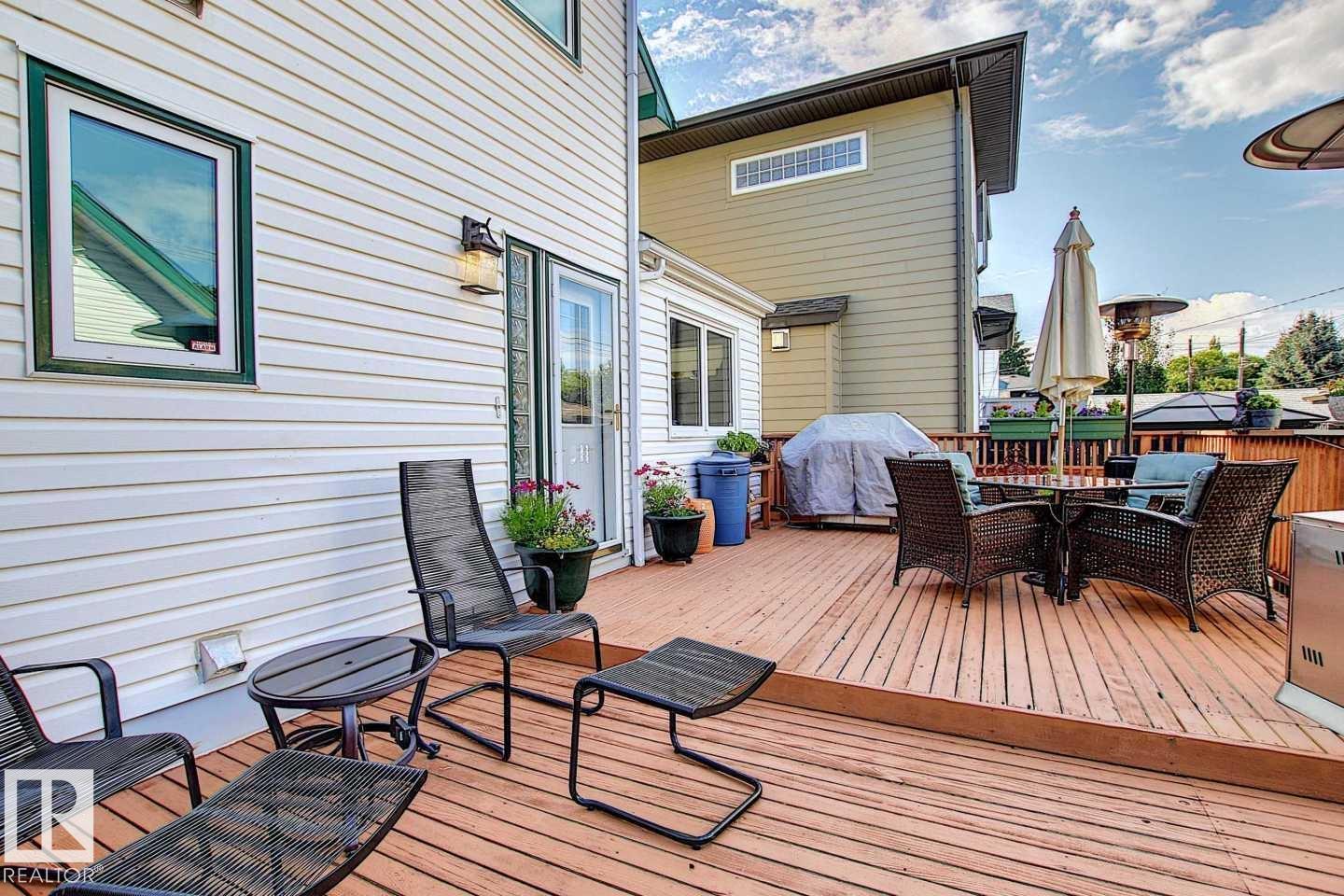 11126 52 ST NW - 60