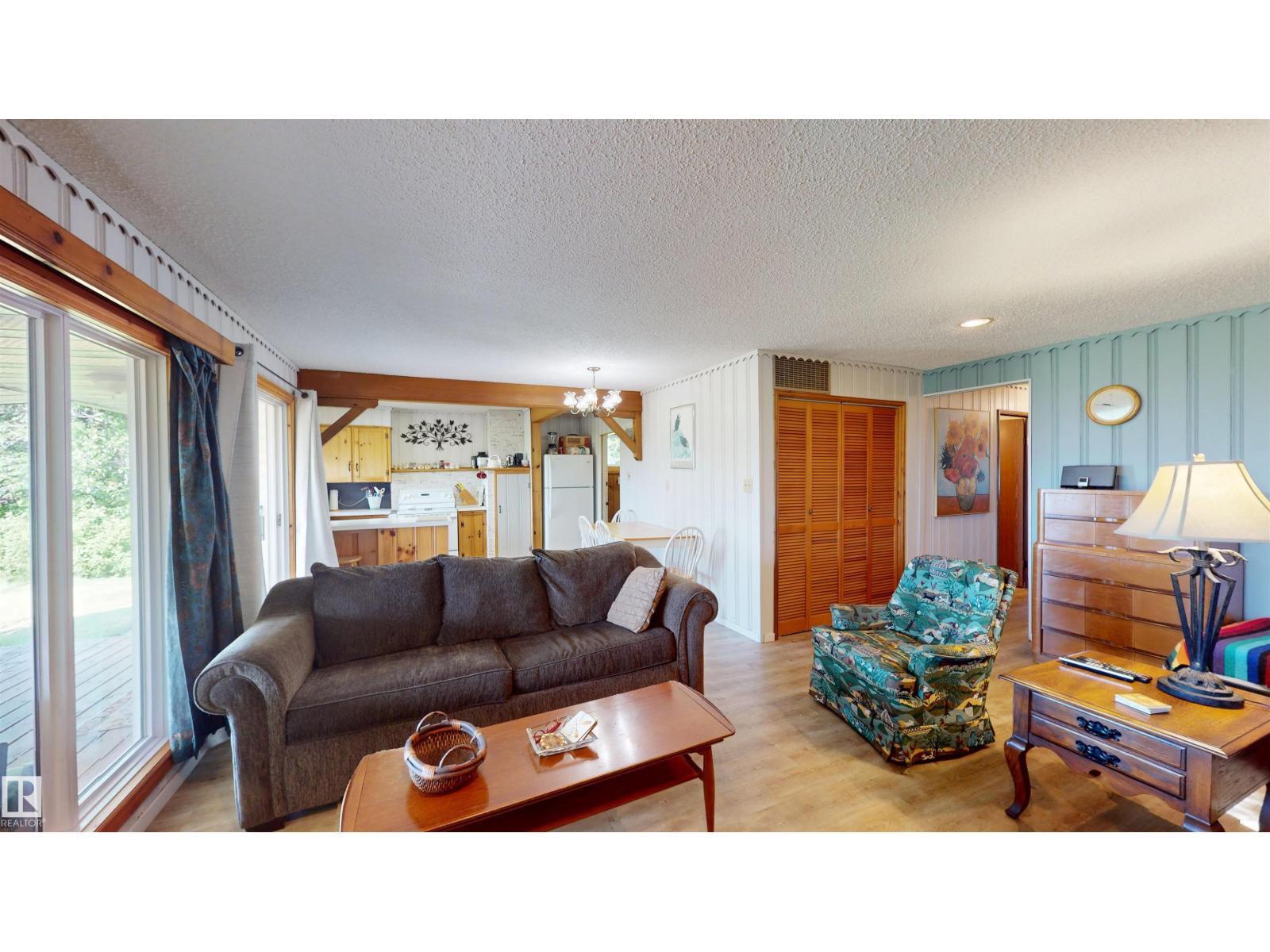 12 53026 RGE ROAD 43 - 12