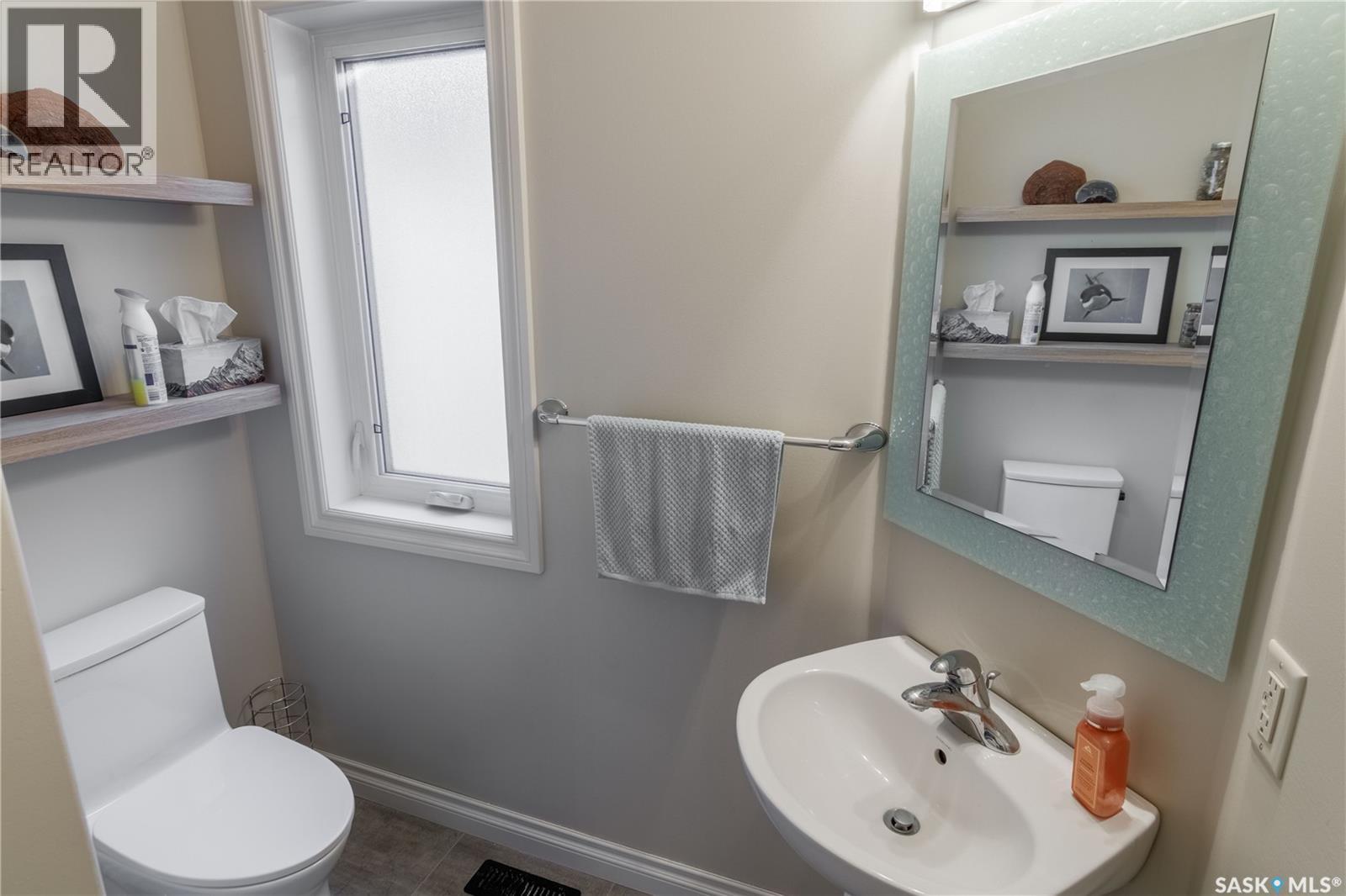 4826 Ellard WAY - 9