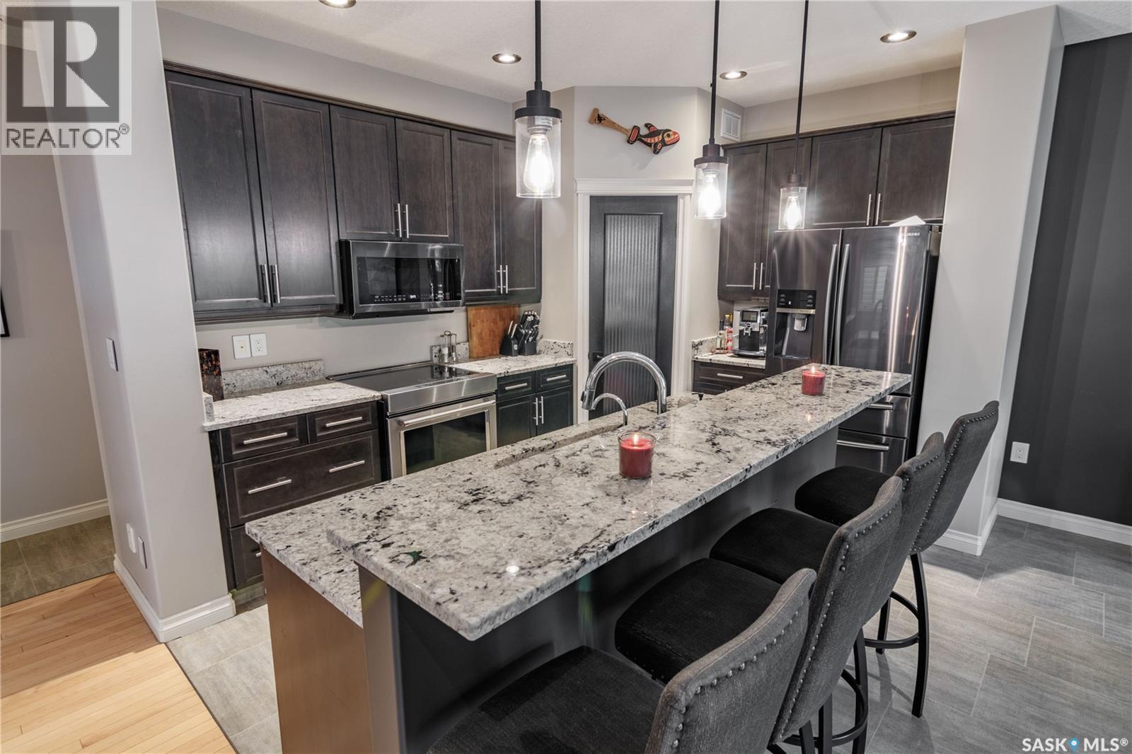 4826 Ellard WAY - 6