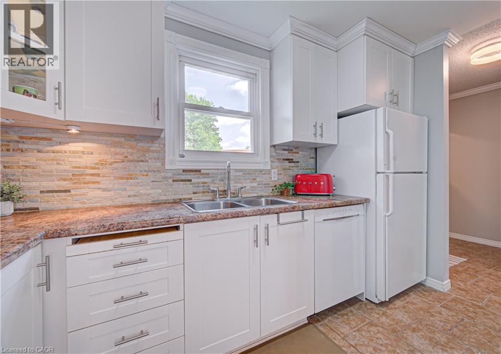 #26 175 CEDAR Street - 6