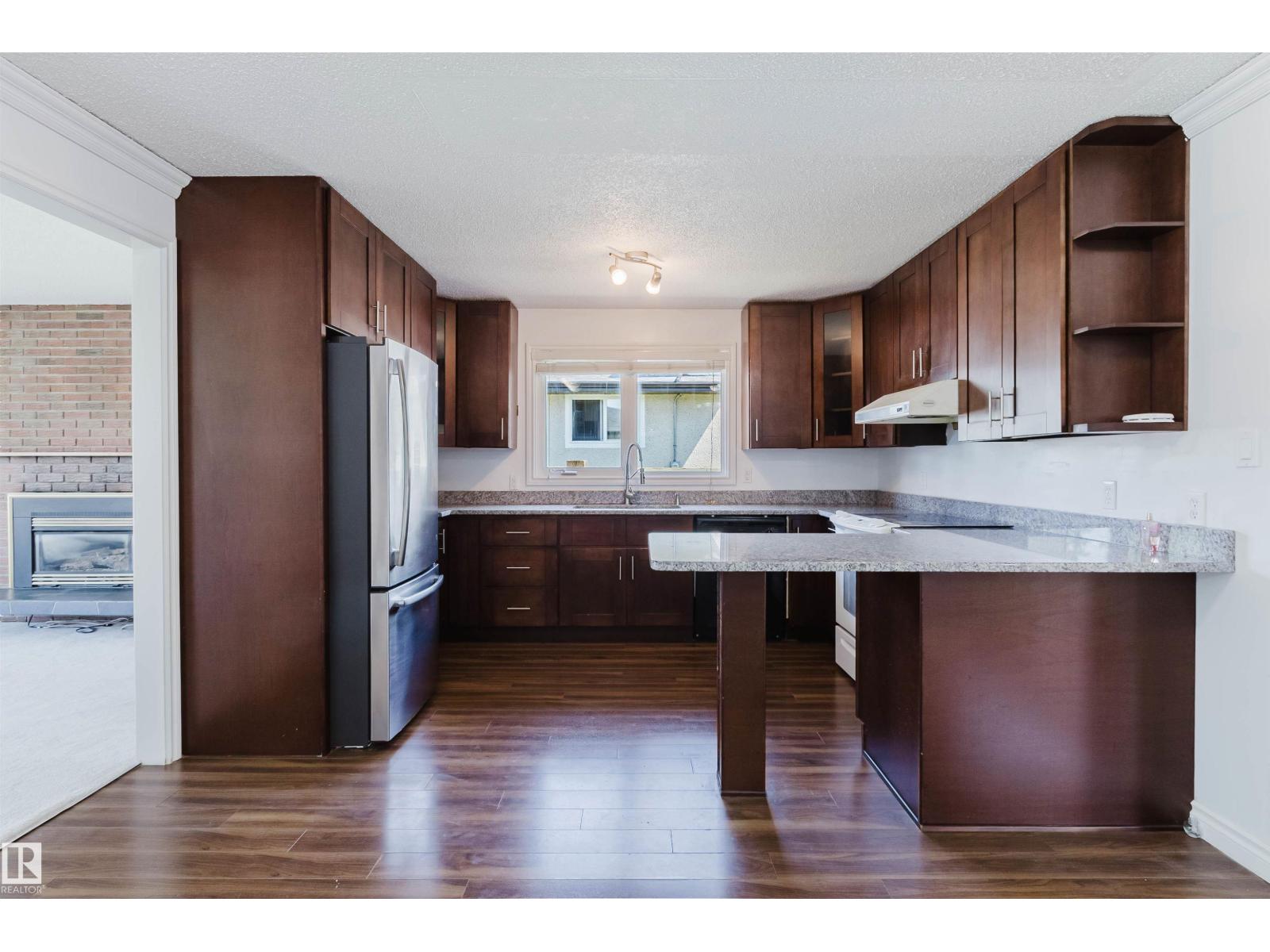11115 39A AV NW - 9