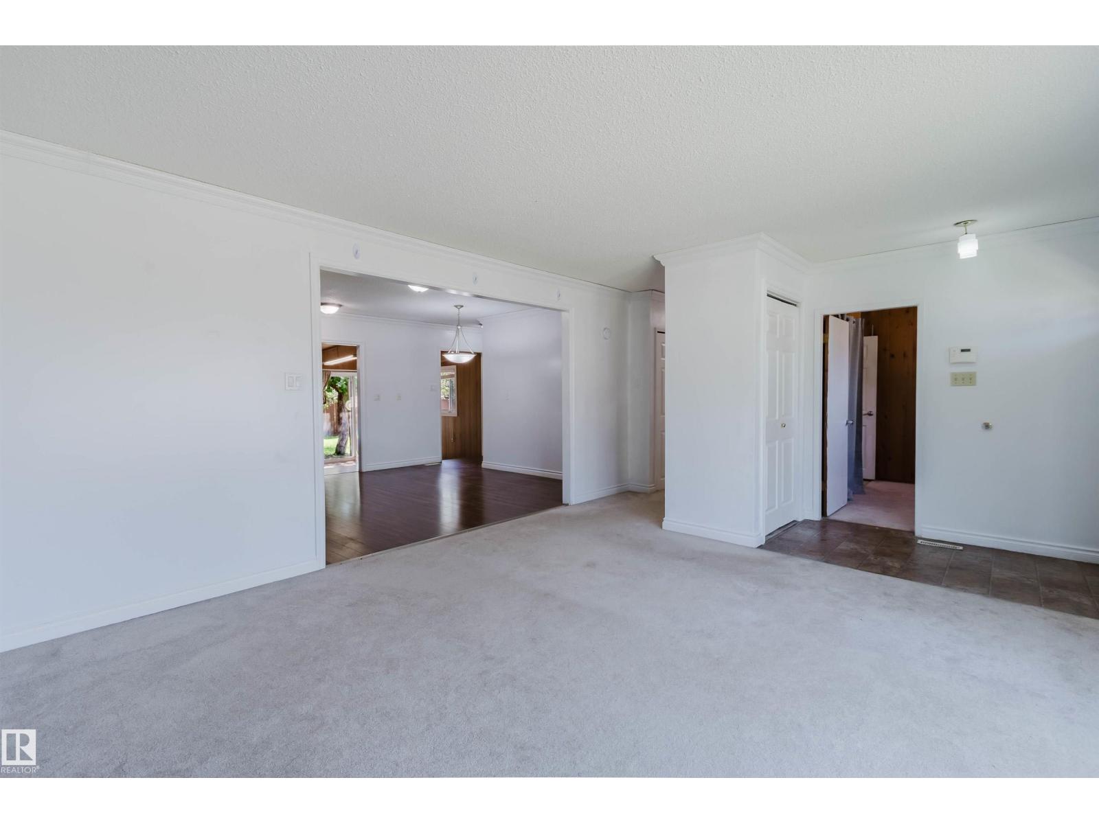 11115 39A AV NW - 8