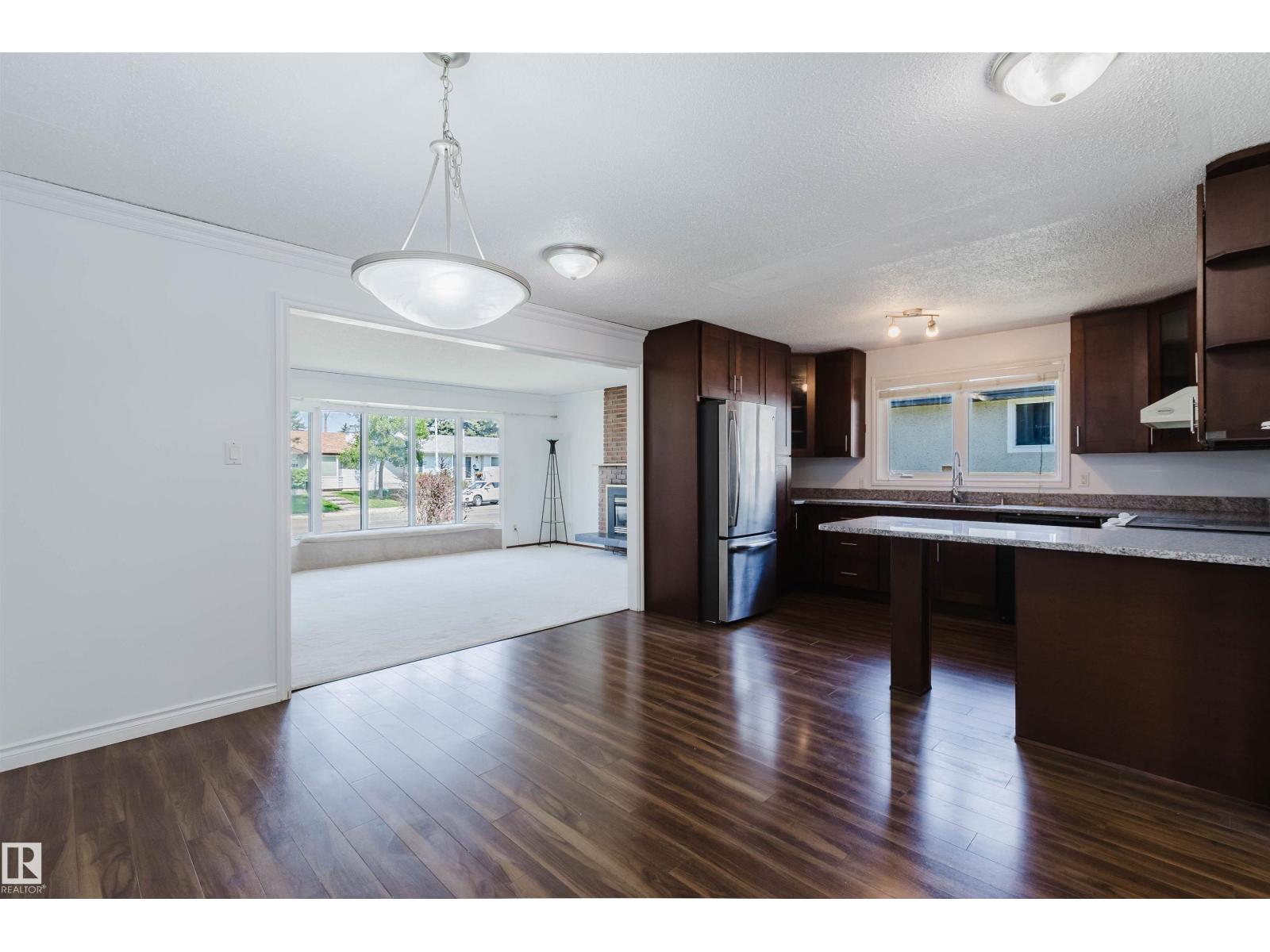 11115 39A AV NW - 11