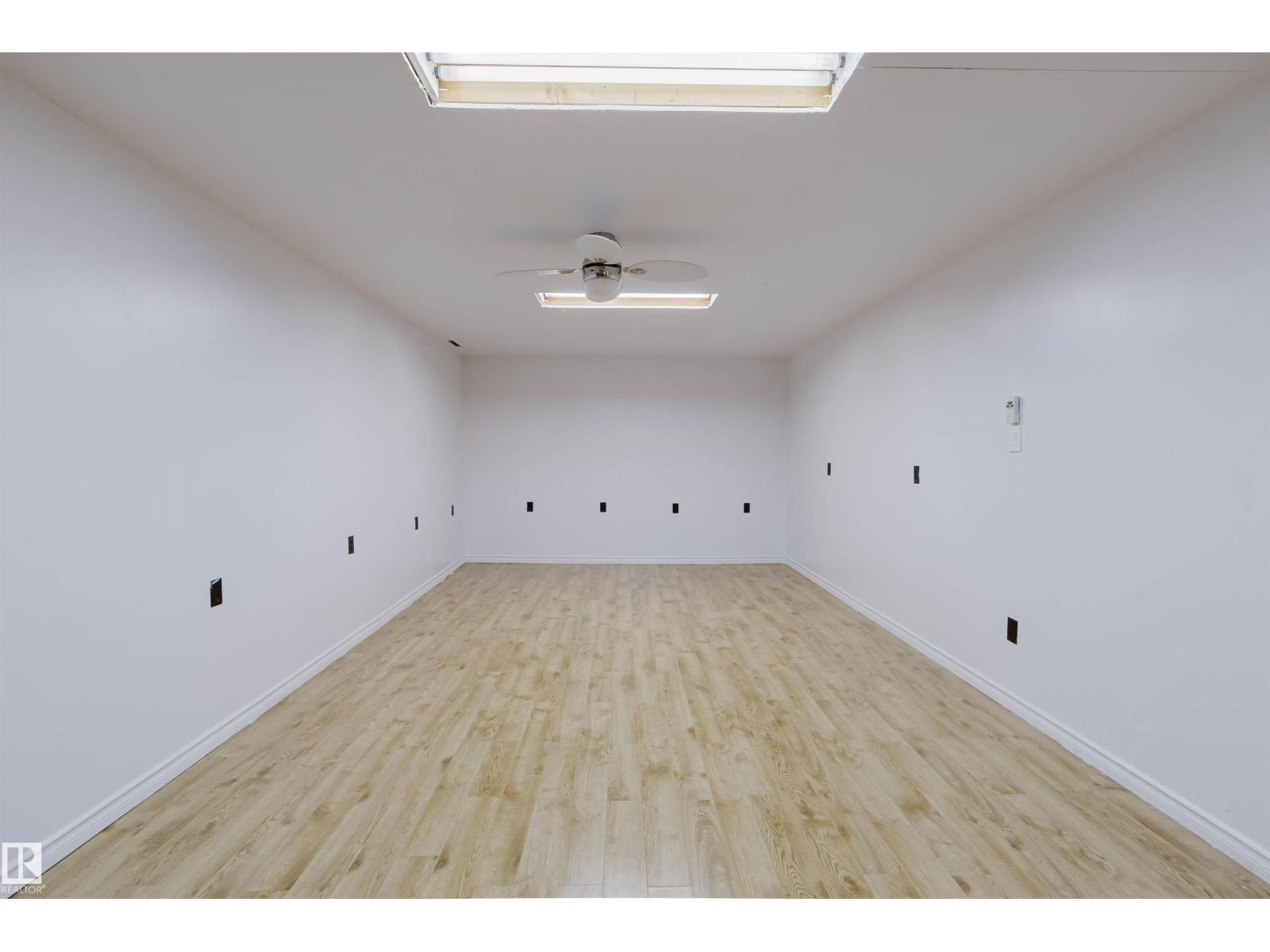 11115 39A AV NW - 30