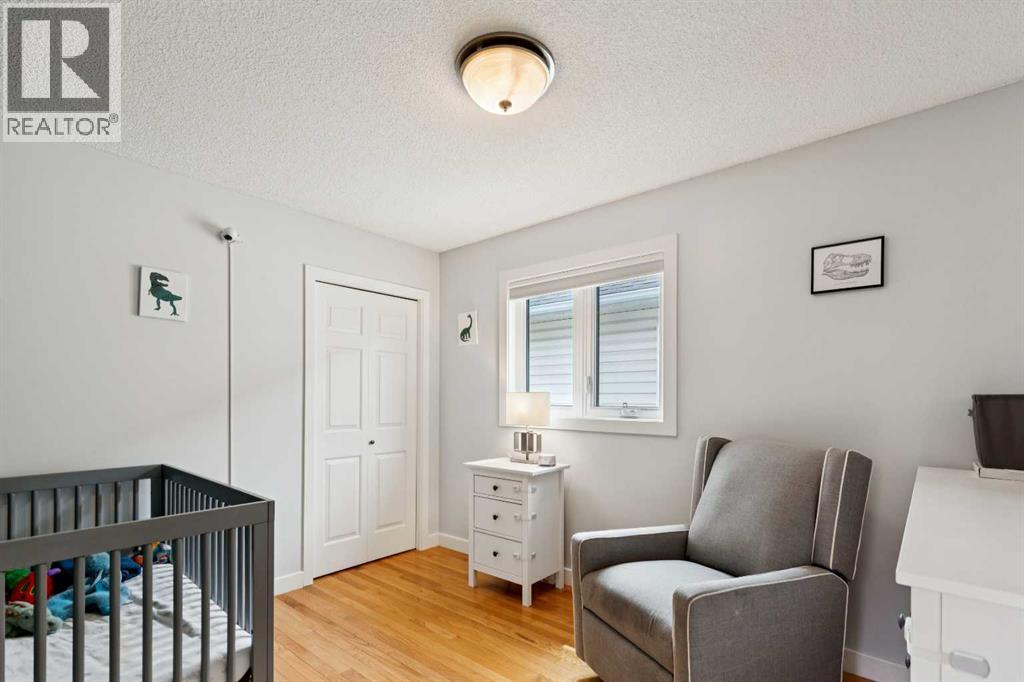 718 53 Avenue SW - 23