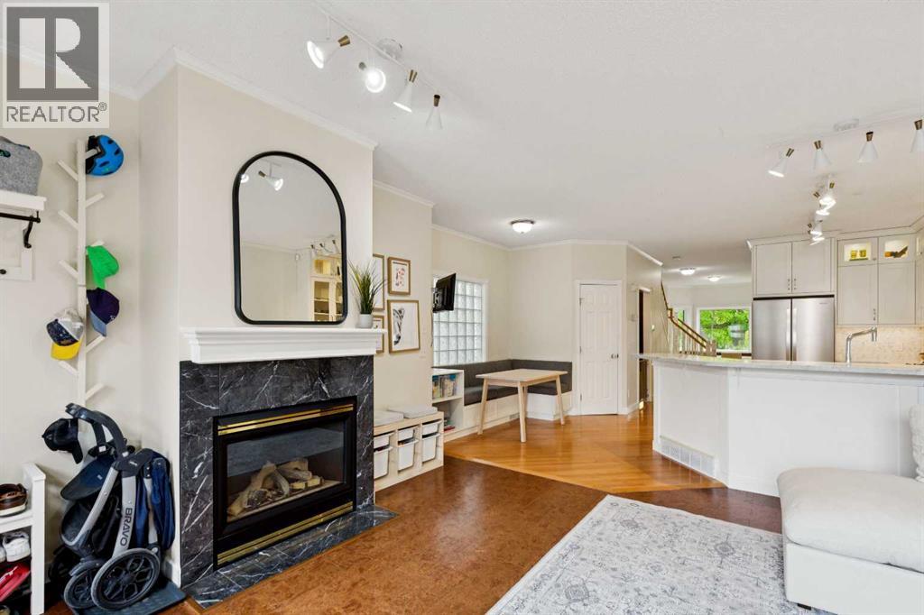 718 53 Avenue SW - 17
