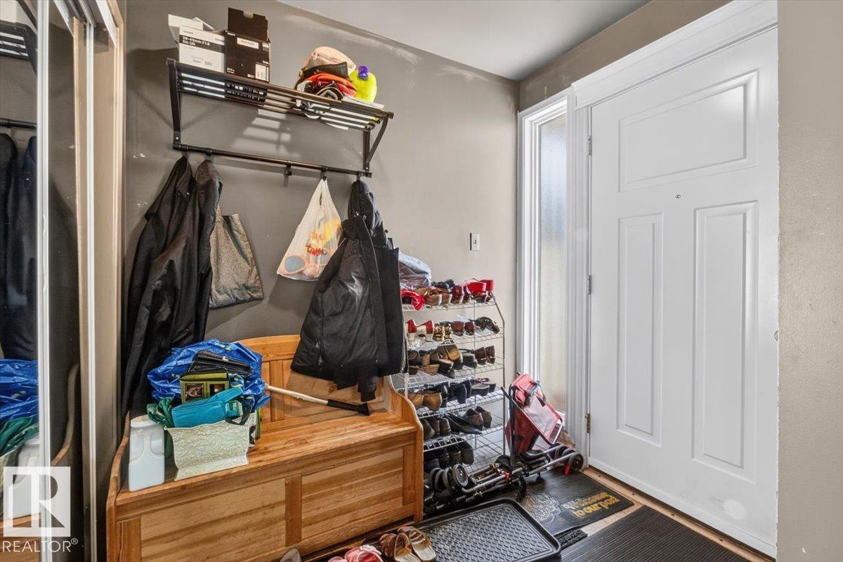 13411 101 ST NW - 5