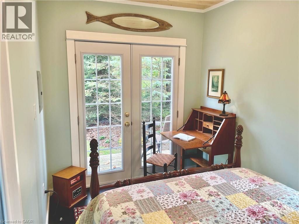 294 HURON Road - Image 38