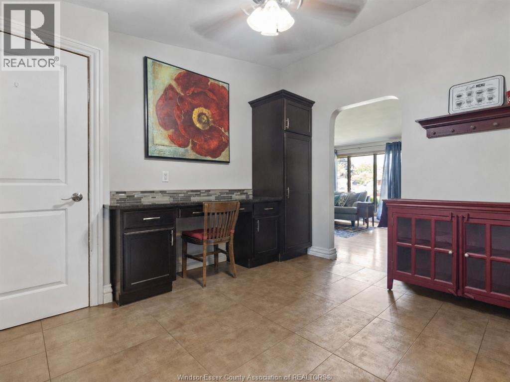 2763 EVERTS AVENUE - 10