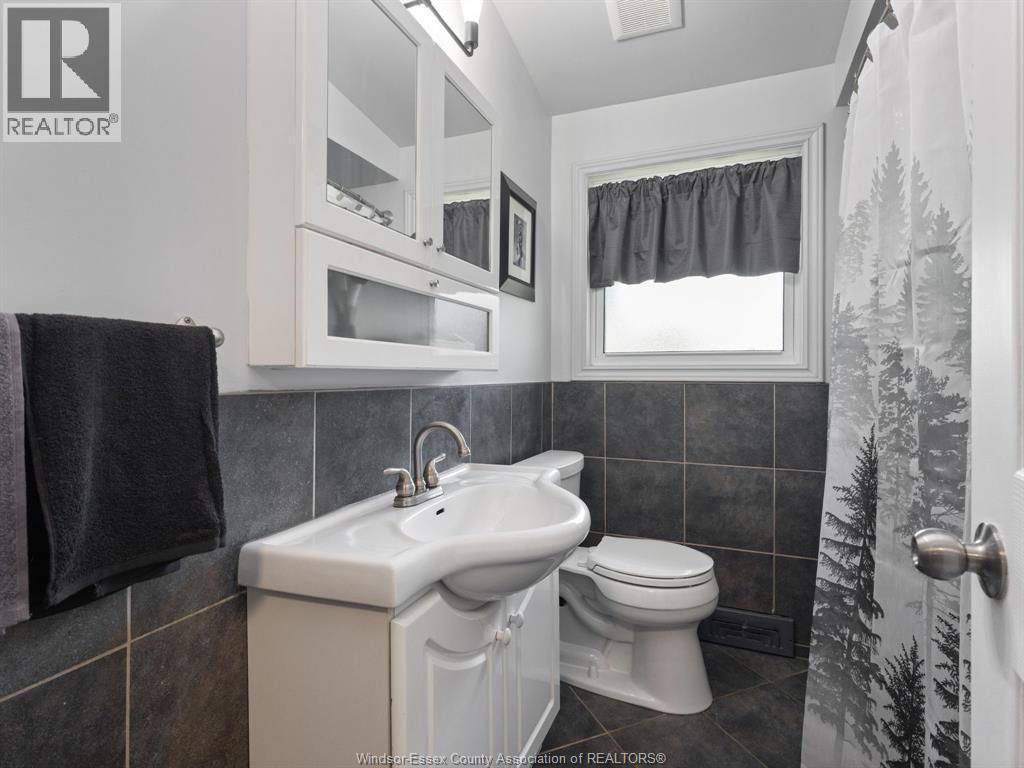 2763 EVERTS AVENUE - 12