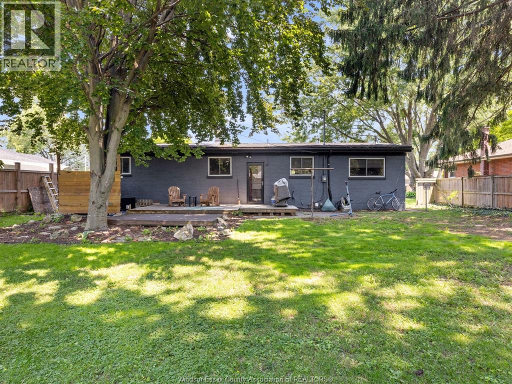 2763 EVERTS AVENUE - 21