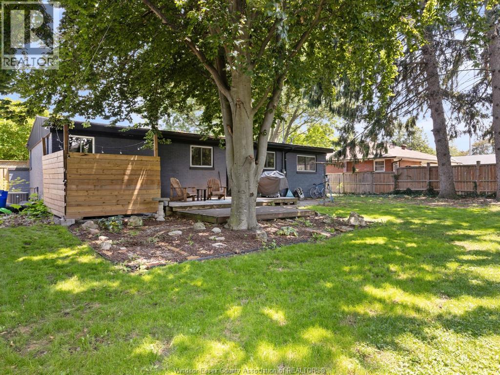 2763 EVERTS AVENUE - 22