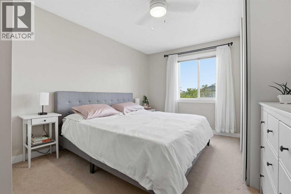 121 Canoe Square SW - 22