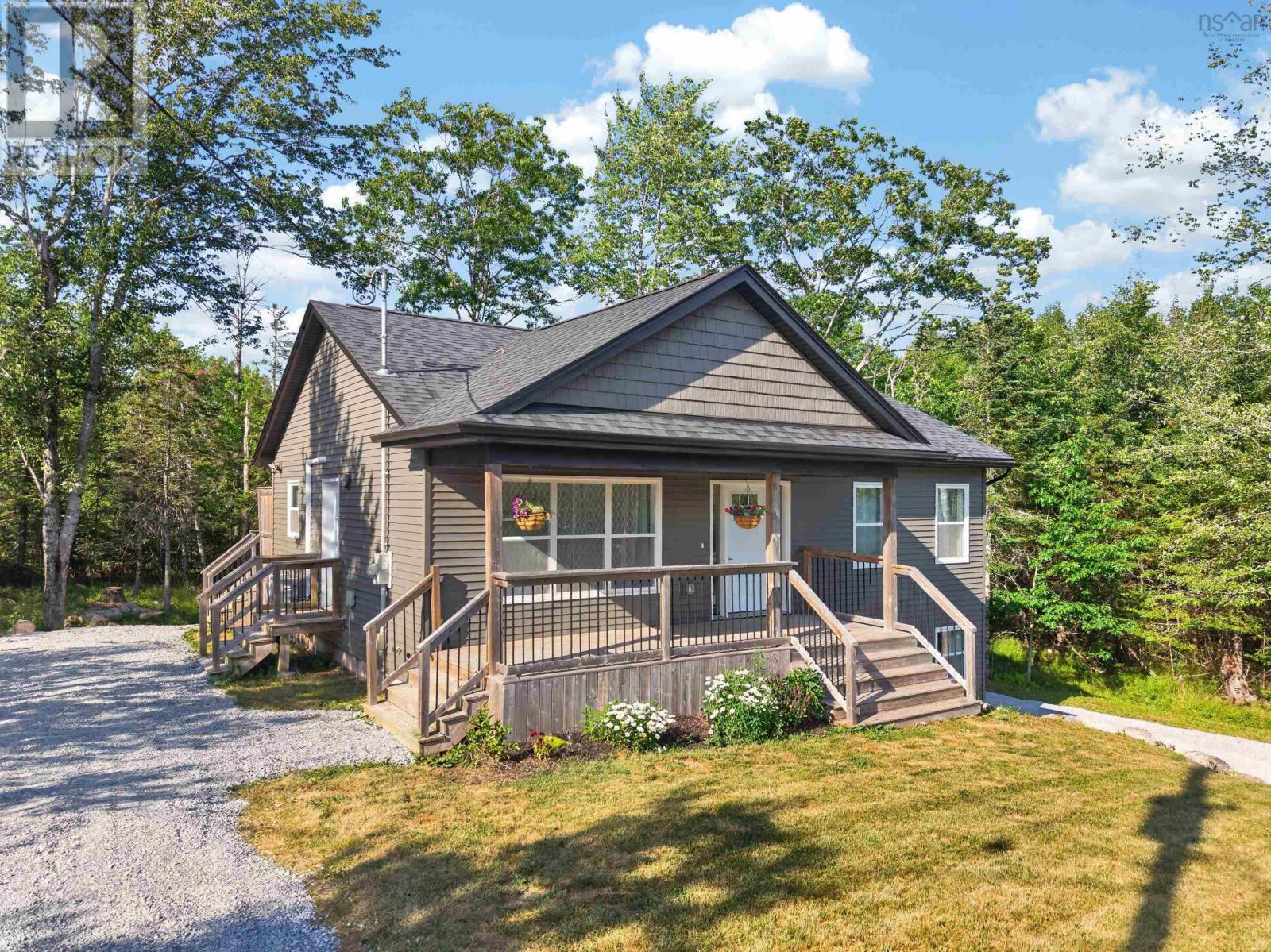12 Sherbrooke Street - 2