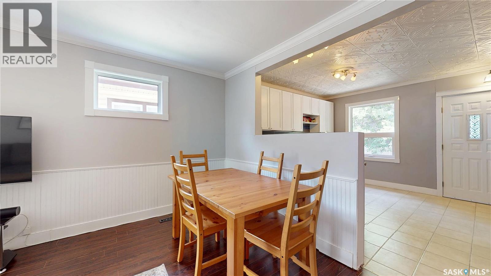 3054 Athol STREET - 10