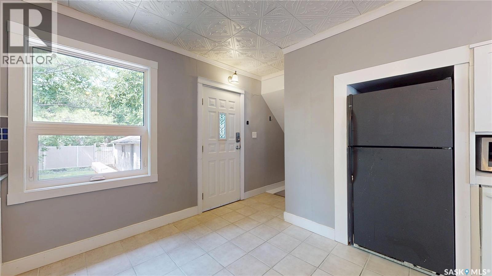 3054 Athol STREET - 14