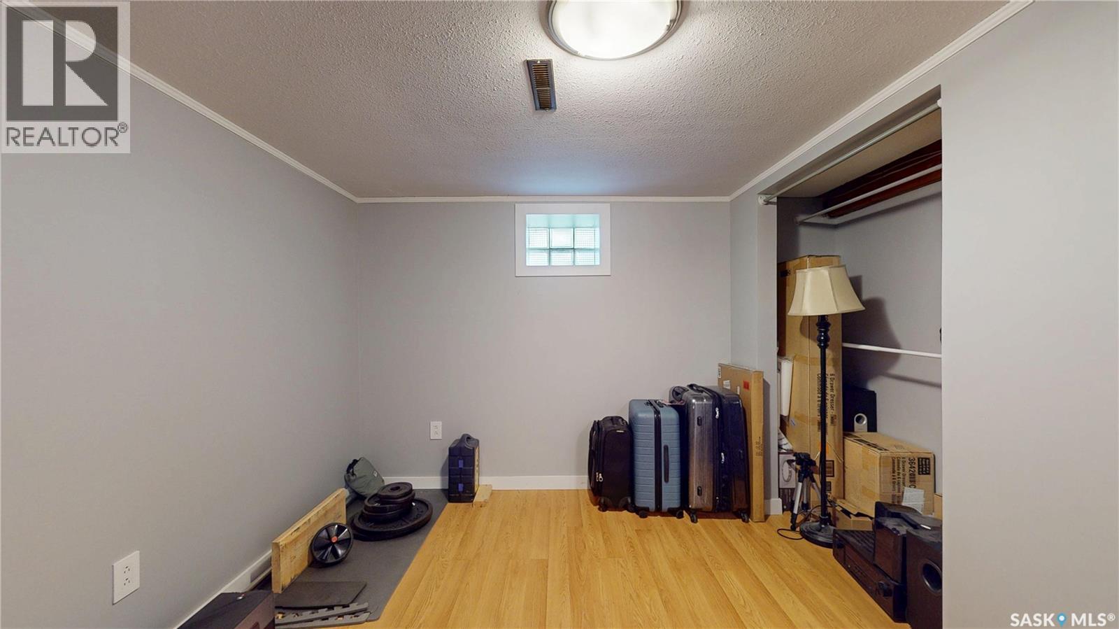 3054 Athol STREET - 25