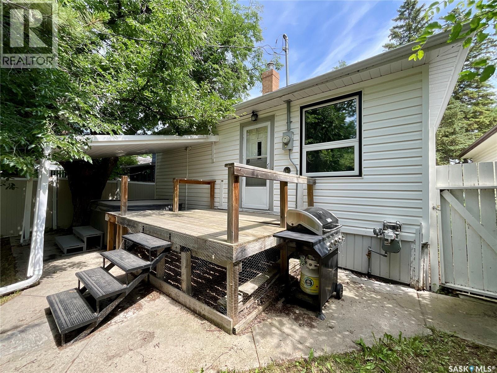 3054 Athol STREET - 37