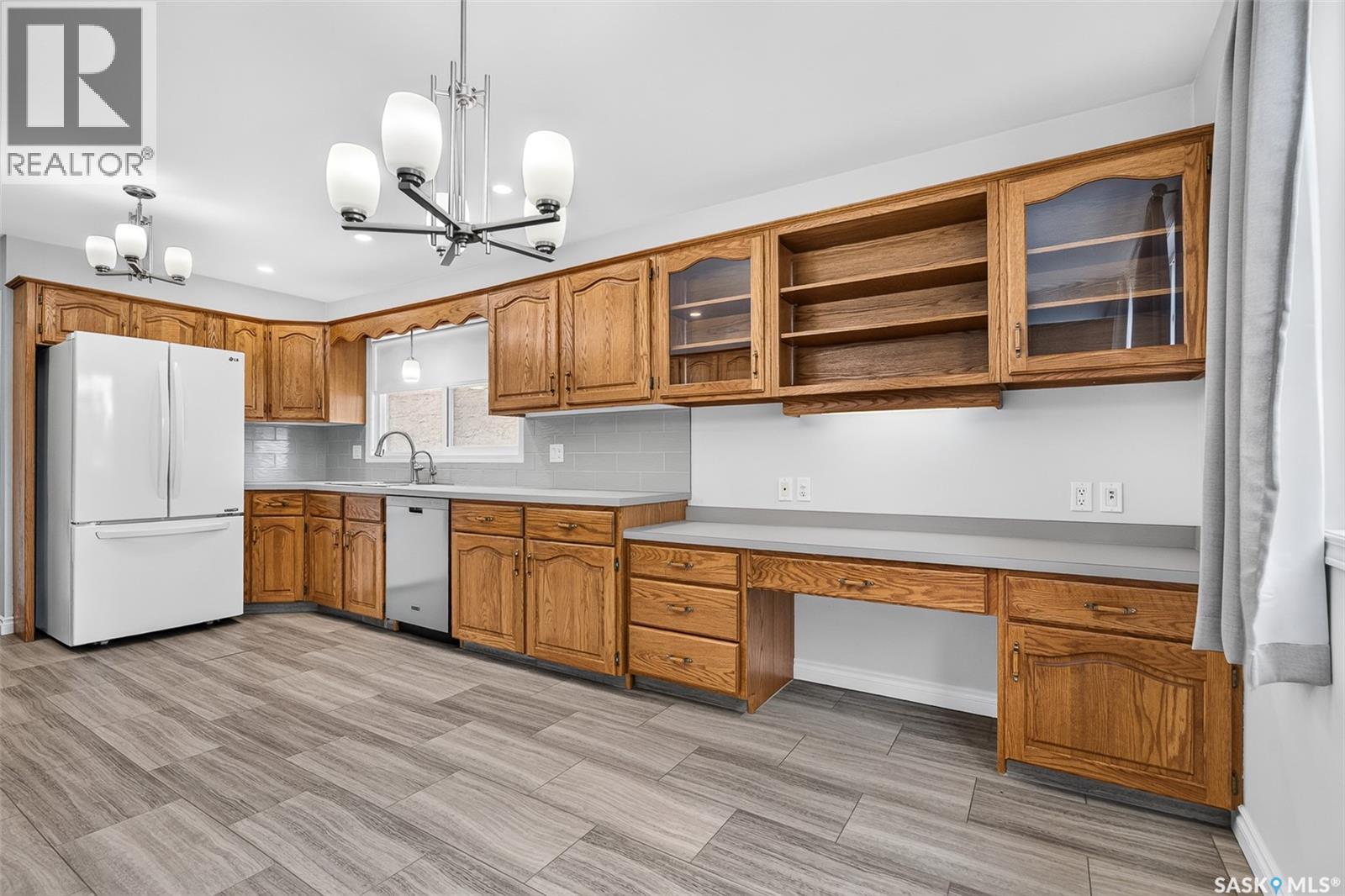 1027 Vaughan STREET - 16