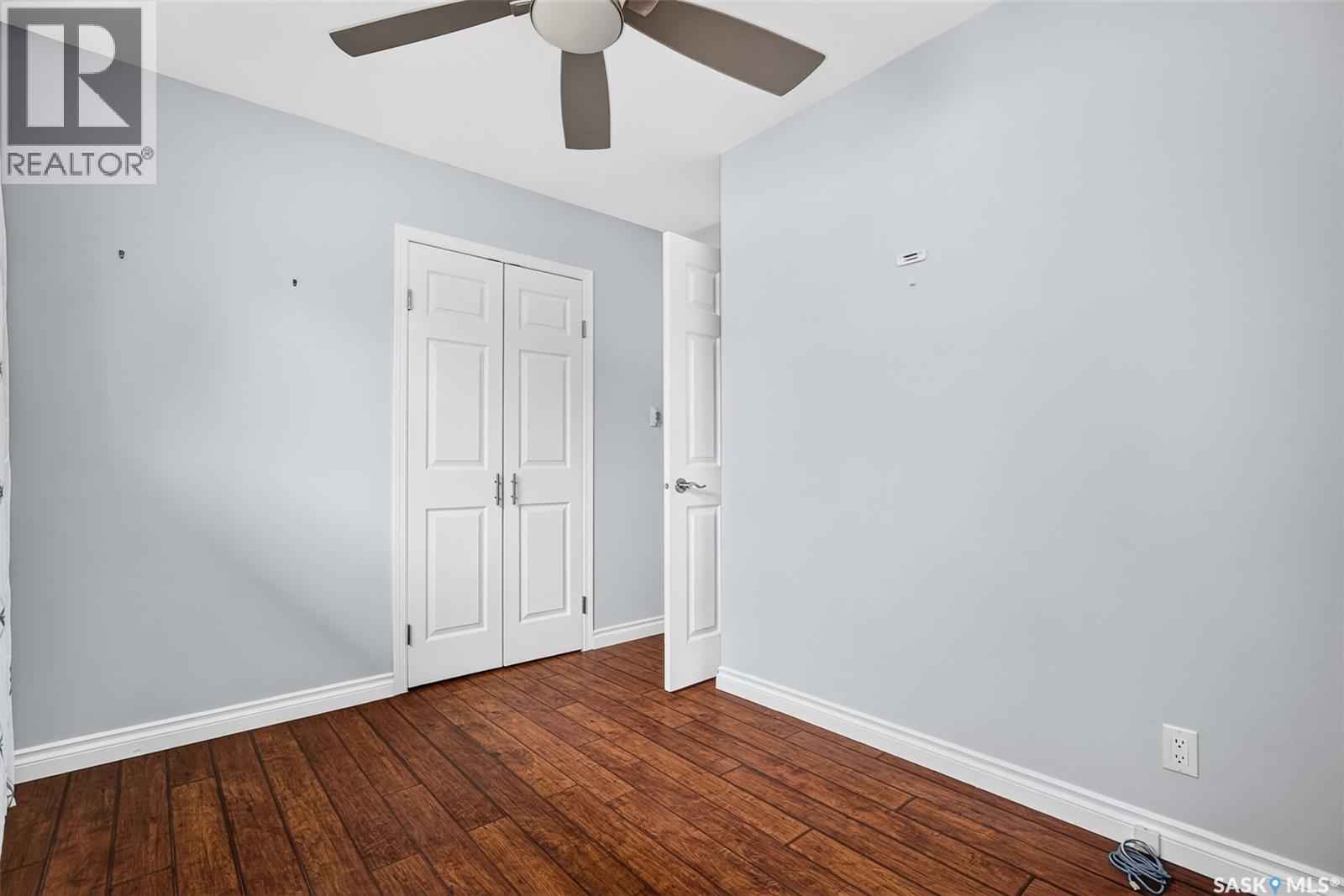 1027 Vaughan STREET - 29