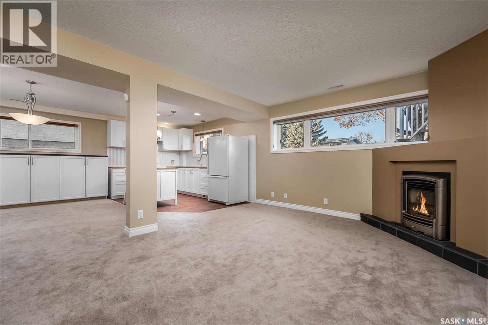 1027 Vaughan STREET - 40