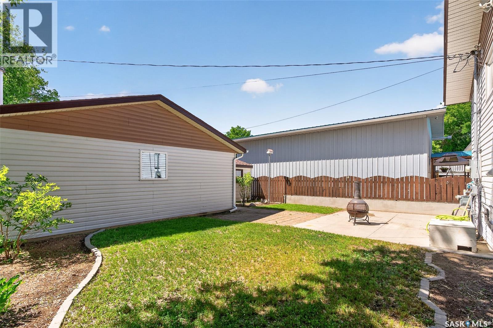 1027 Vaughan STREET - 49