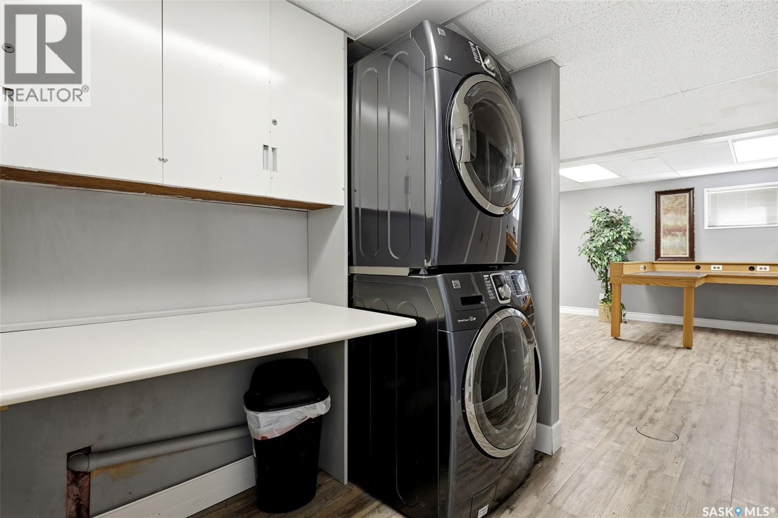 2407 Rooke PLACE - 35