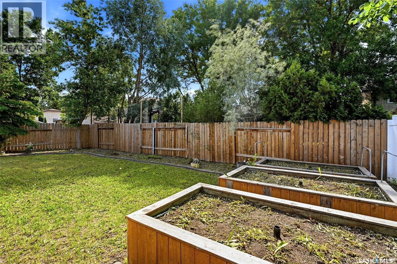 2407 Rooke PLACE - 44