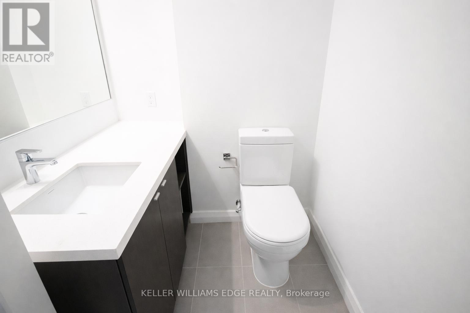 #911 155 YORKVILLE AVENUE - Image 6