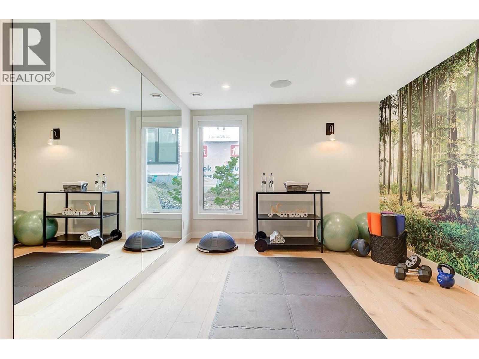 10178 Beacon Hill Drive, Lake Country