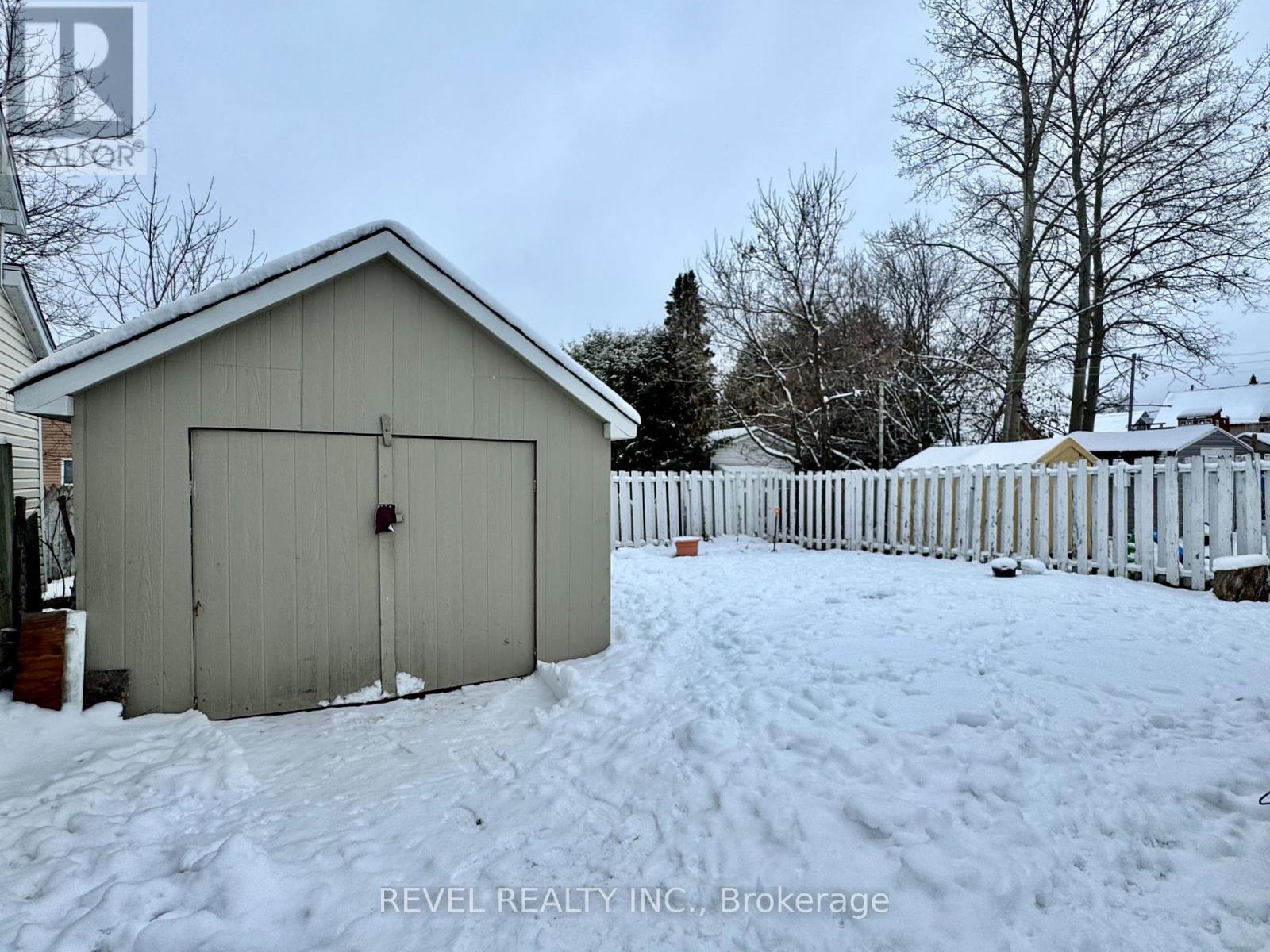 54 WINDSOR AVENUE - 2
